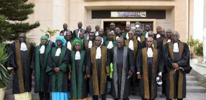 Cour des Comptes: Un rapport au risque de finir sous le coude de Macky Sall Cour des Comptes: Un rapport au risque de finir sous le coude de Macky Sall