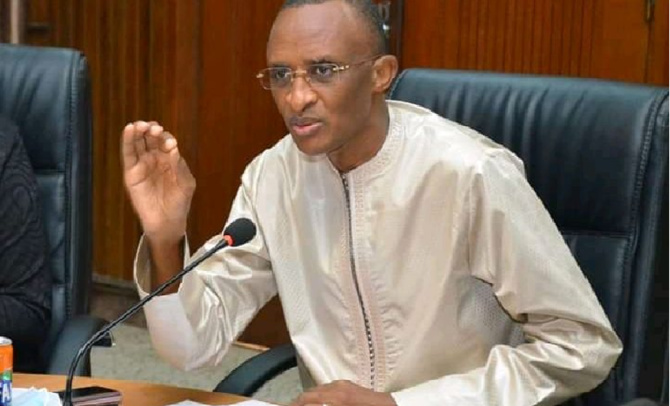 Son ministère cité dans une affaire de mauvaise gestion par l’ARMP :  Abdoulaye Seydou Sow s’inscrit en faux et explique…