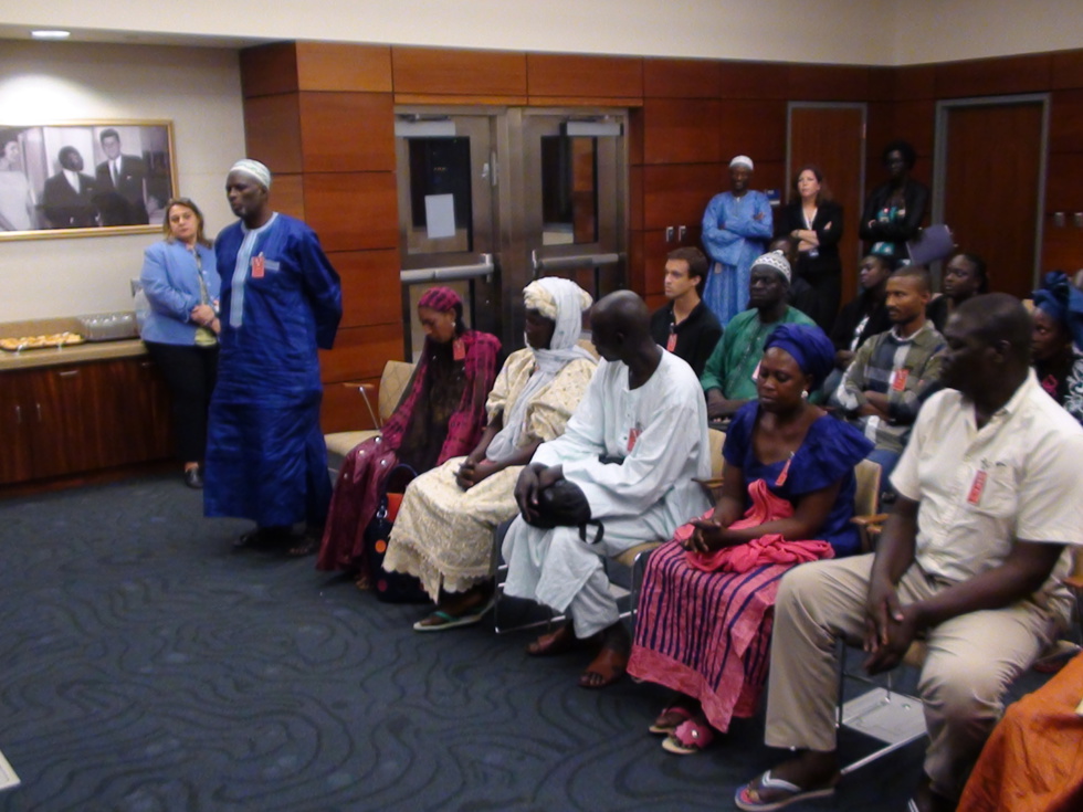 Photos+Videos: Signature de contrats de financement des projets Self Help