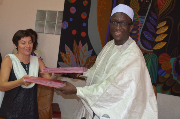 Discours + photos : Cérémonie de signature de conventions entre l’Agence Française de Développement et l’Etat du Sénégal