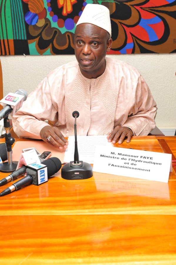 Discours + photos : Cérémonie de signature de conventions entre l’Agence Française de Développement et l’Etat du Sénégal