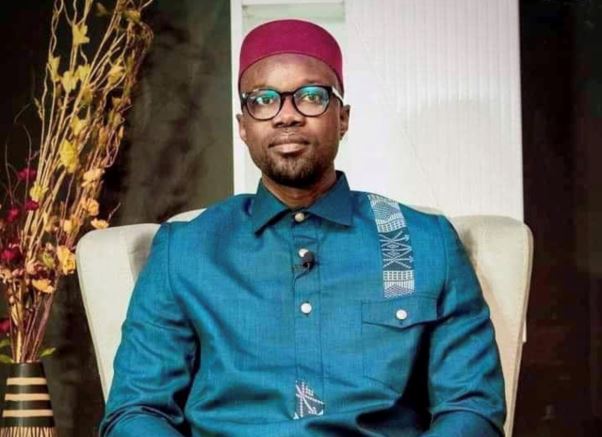 Sonko déplore le harcèlement contre Pape Djibril Fall: «Ne nous trompons pas de combat» Sonko déplore le harcèlement contre Pape Djibril Fall: «Ne nous trompons pas de combat»