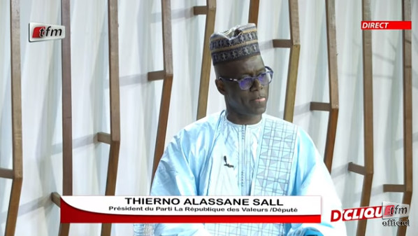 Thierno Alassane Sall : « Yewwi et Wallu ne parlent jamais du pétrole »