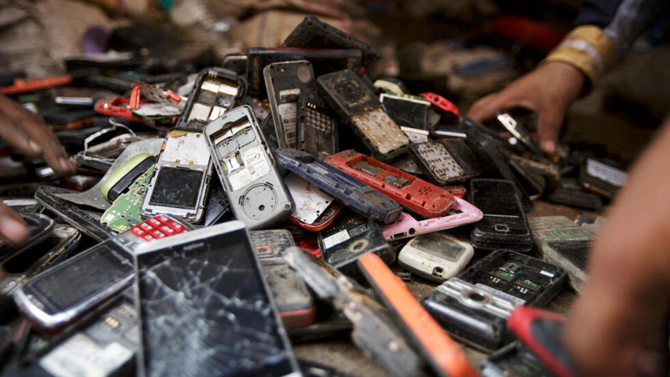 Déchets électroniques dangereux : Un trafic vers l’Afrique de l’Ouest, démantelé