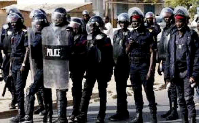 Manifestation non autorisée de YAW et probable tension politique: Les forces de l’ordre sur leurs gardes à Keur Massar Manifestation non autorisée de YAW et probable tension politique: Les forces de l’ordre sur leurs gardes à Keur Massar