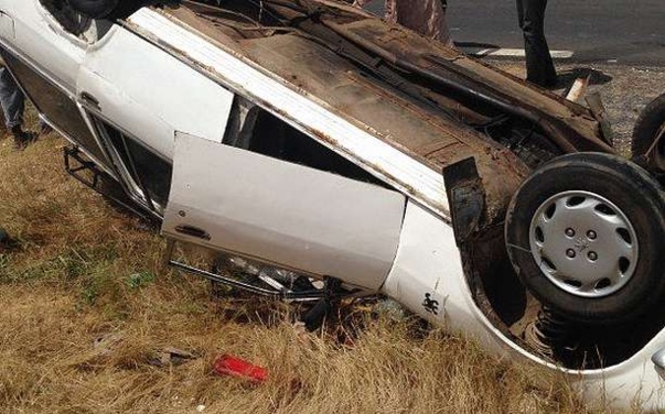 Axe Darou Mousty-Kébémer: Un véhicule se renverse et fait 11 blessés Axe Darou Mousty-Kébémer: Un véhicule se renverse et fait 11 blessés