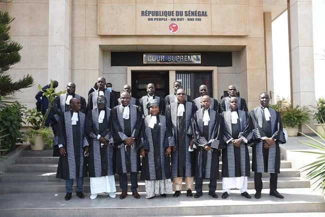 Réforme de la Cour des Comptes: Macky Sall oppose son veto Réforme de la Cour des Comptes: Macky Sall oppose son veto