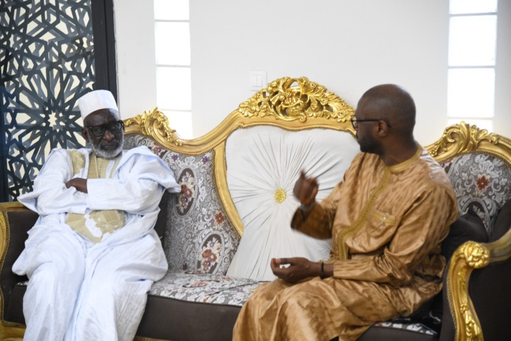 Ziarra annuelle de la famille Omarienne : Visite d’une délégation de l’ARTP auprès de Thierno Madani Tall Ziarra annuelle de la famille Omarienne : Visite d’une délégation de l’ARTP auprès de Thierno Madani Tall