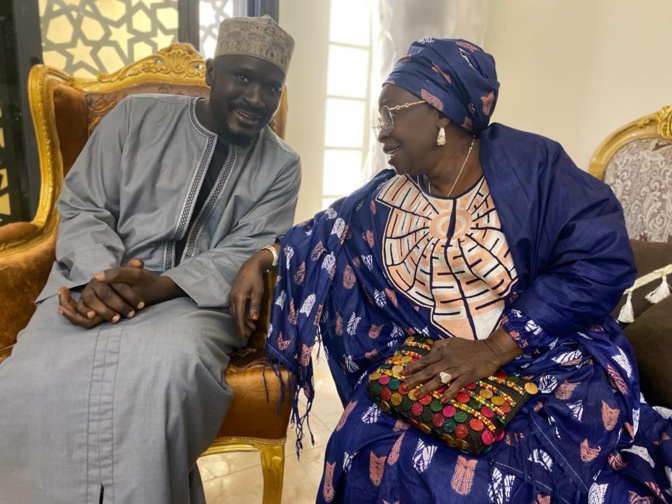 Ziarra annuelle de la famille omarienne : Une délégation du PDS était chez le Khalife Thierno Madani Tall.