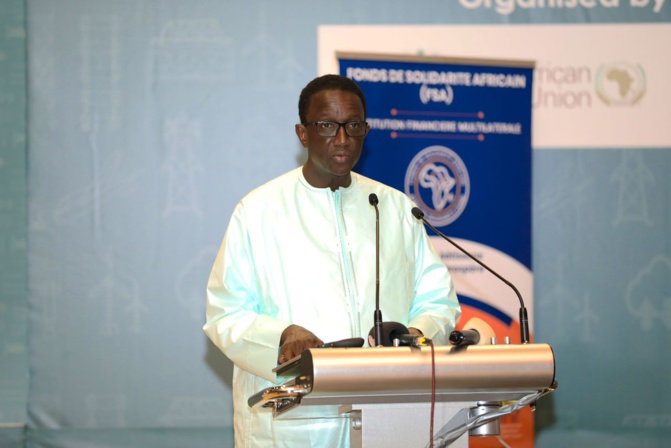 Clôture du 2e Sommet de Dakar sur le Financement des infrastructures en Afrique : Discours d’Amadou Bâ, Premier ministre