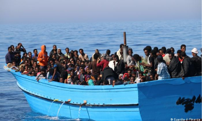 Emigration clandestine : une pirogue accoste aux Iles Canaries avec une trentaine de Sénégalais à bord