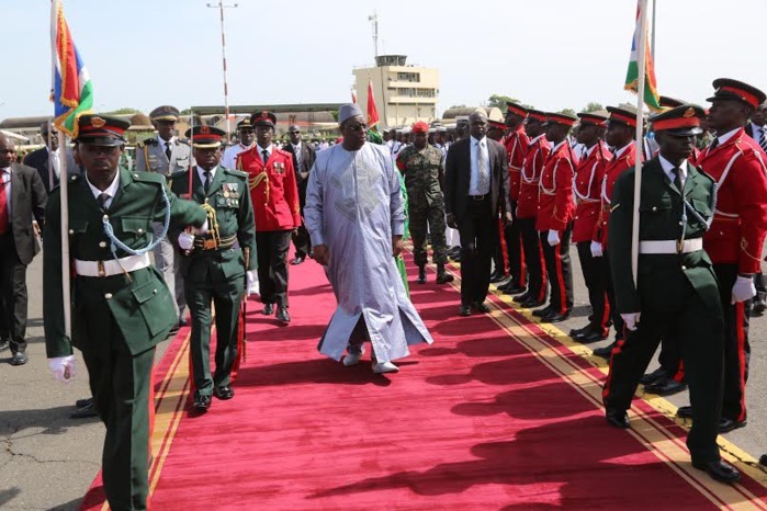 Les images de la visite du président Macky Sall chez son homologue gambien