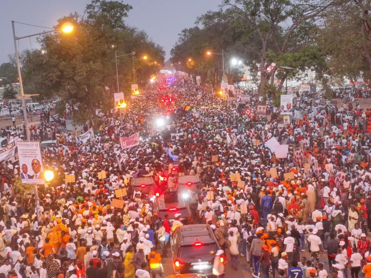 Photos/ Conseil des Ministres décentralisés: Thiès a fortement mobilisé pour acceuillir le Président de la République, Macky Sall Photos/ Conseil des Ministres décentralisés: Thiès a fortement mobilisé pour acceuillir le Président de la République, Macky Sall