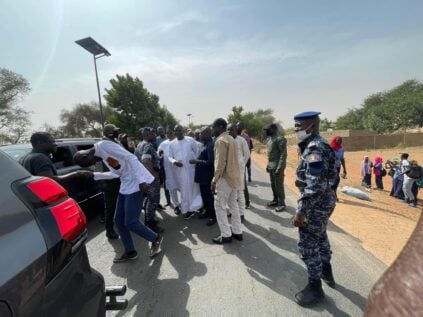 Photos/ Mbacké: Les leaders de Yewwi Askan Wi bloqués à l’entrée de la ville