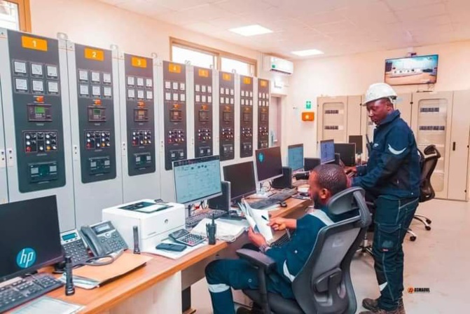 Photos / Malicounda : Le Président Macky Sall inaugure la nouvelle centrale électrique, ce samedi
