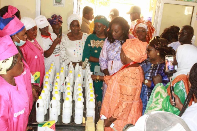 Le Ministre Fatou Diané Guèye a rencontré les femmes de la région de Thiès, ce vendredi 10 février 2023 