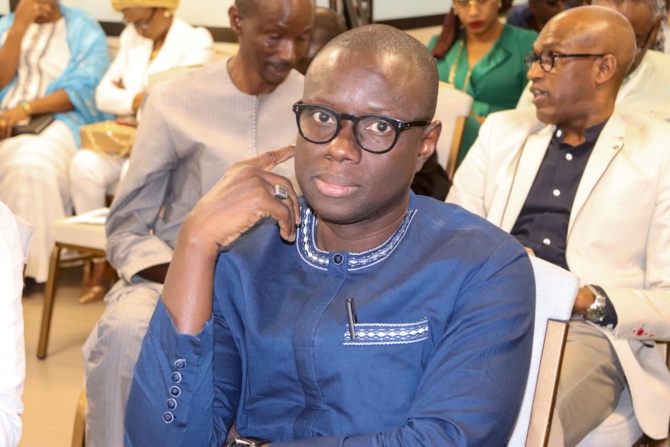 Société de Télédiffusion du Sénégal : Dr. Nafissatou Diouf rencontre le personnel et décline ses orientations