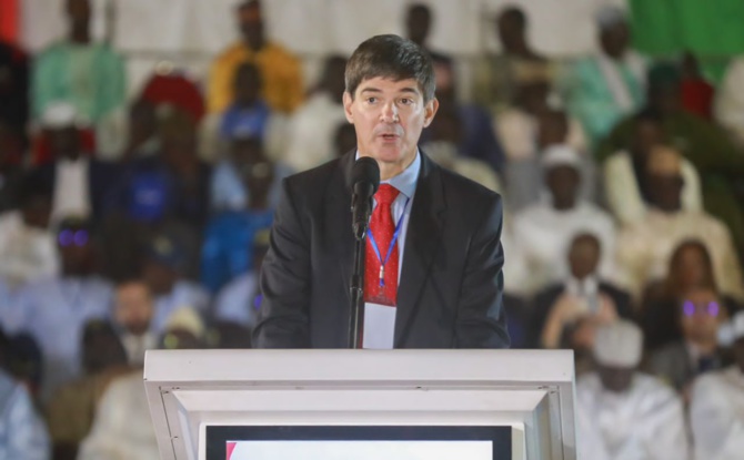 Lancement des travaux de l’autoroute Dakar-Tivaouane et des routes voisines : le discours du président Macky Sall Lancement des travaux de l’autoroute Dakar-Tivaouane et des routes voisines : le discours du président Macky Sall