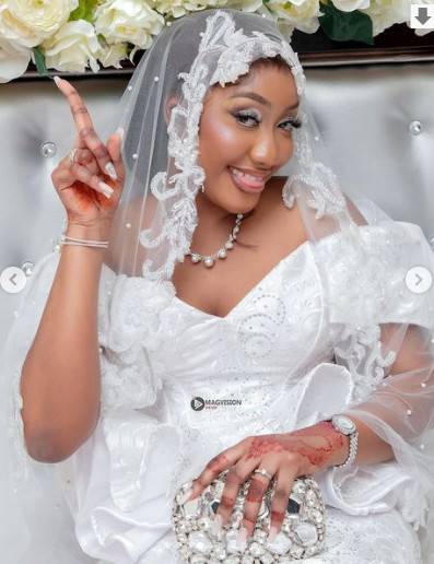 Carnet blanc: L'humoriste Baba Maal Niang s'est marié (Photos) Carnet blanc: L'humoriste Baba Maal Niang s'est marié (Photos)