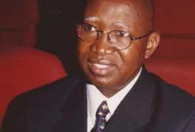 Pr. Issakha Diallo, spécialiste en Santé publique : « L’accessibilité financière constitue une équation majeure pour certains Sénégalais »