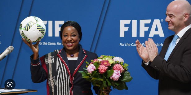 Fifa: Fatma Samoura a empoché une fortune