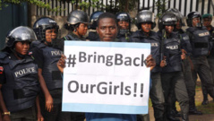 Lycéennes enlevées: le Nigeria annonce un accord avec Boko Haram