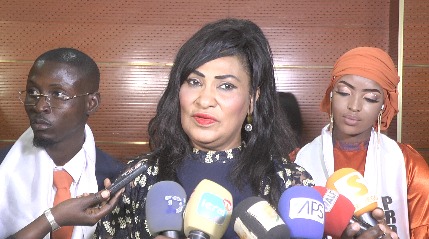 Sortie de promotion médecine 2022/ Zahra Iyane Thiam: « La pratique de la médecine doit se détourner de la revendication et des questions pécuniaires à l’hôpital »