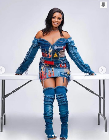 Shooting pour son anniversaire : Dans une tenue sexy, Dieyna Baldé enflamme la toile (Photos)