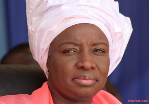 Plainte contre l'ancien ministre Mimi Touré