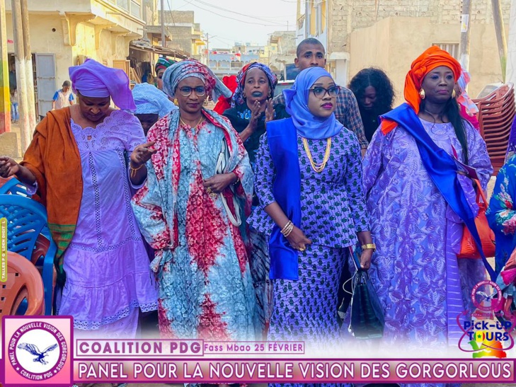 Après financement de 15 millions à 300 femmes de la Banlieue: Fatou Thiam Sarr enrôle 15 responsables « Gueum Sa Bopp » de Pikine Après financement de 15 millions à 300 femmes de la Banlieue: Fatou Thiam Sarr enrôle 15 responsables « Gueum Sa Bopp » de Pikine