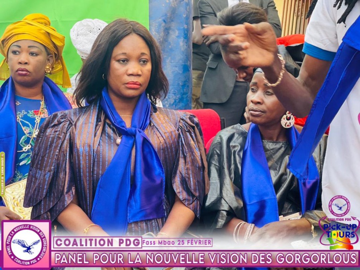 Après financement de 15 millions à 300 femmes de la Banlieue: Fatou Thiam Sarr enrôle 15 responsables « Gueum Sa Bopp » de Pikine Après financement de 15 millions à 300 femmes de la Banlieue: Fatou Thiam Sarr enrôle 15 responsables « Gueum Sa Bopp » de Pikine