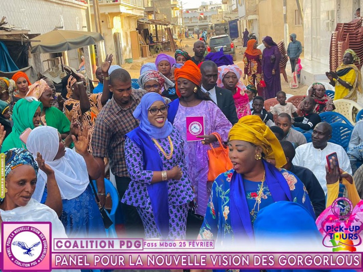 Après financement de 15 millions à 300 femmes de la Banlieue: Fatou Thiam Sarr enrôle 15 responsables « Gueum Sa Bopp » de Pikine Après financement de 15 millions à 300 femmes de la Banlieue: Fatou Thiam Sarr enrôle 15 responsables « Gueum Sa Bopp » de Pikine