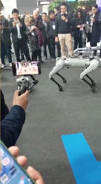 Monde de la mobilité à Barcelone: Participation de Moussa Bocar Thiam, Ministre de la Communication, des Télécommunications et de l’Économie Numérique au « Mobile World Congress » Monde de la mobilité à Barcelone: Participation de Moussa Bocar Thiam, Ministre de la Communication, des Télécommunications et de l’Économie Numérique au « Mobile World Congress »