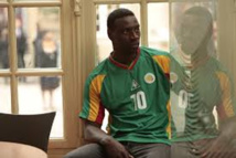 Omar Sy rend hommage à Khalilou Fadiga dans le film "Samba"