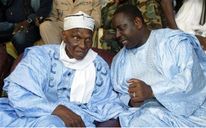 Retrouvaille Tactique Pour 2024 : de sérieuses tractations seraient en cours entre Macky Sall et Me Abdoulaye Wade
