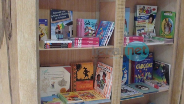 (Photos+Vidéo) Fondation Kéba Mbaye: Démarrage de son opération de distribution de kits scolaires et de création de petites bibliothèques dans les établissements publics