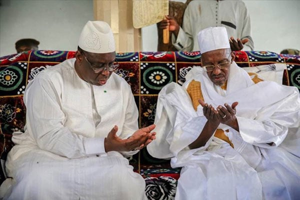 Le Khalif de Medina Gounass: « Le bilan de Macky Sall dépasse celui de ses 3 prédécesseurs réunis » Le Khalif de Medina Gounass: « Le bilan de Macky Sall dépasse celui de ses 3 prédécesseurs réunis »