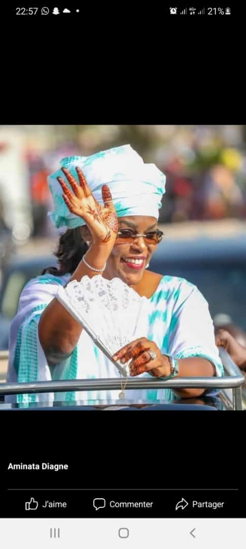 Photos/ 1er Assises nationales de l’entreprenariat des femmes: Mme Fatou Diané Gueye accompagnée d'une belle délégation, fait une démonstration de force Photos/ 1er Assises nationales de l’entreprenariat des femmes: Mme Fatou Diané Gueye accompagnée d'une belle délégation, fait une démonstration de force