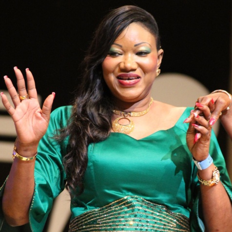 Seynabou Gningue dite Nadoura : Les «contours» d’une secrétaire devenue créatrice de mode…
