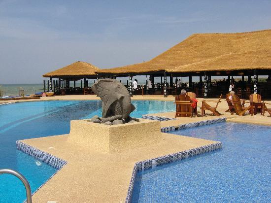 Agrandissement de l’hôtel Baobab de Somone : Afreximbank casque 18 milliards Cfa