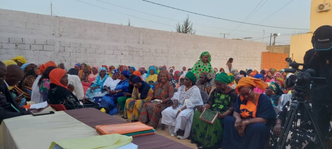 Ventes de cartes et montages de comités politiques : quand la Commune de Sangalkam bat le record