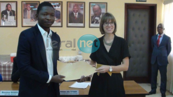 Photos+Vidéos: Cérémonie de remise de bourses d'excellence par l'Office Allemand d'Echanges Universitaires (DAAD)