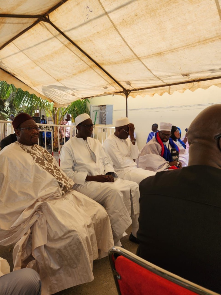 Le Premier ministre Amadou Ba a effectué hier, vendredi, une série de visites de condoléances à Dakar