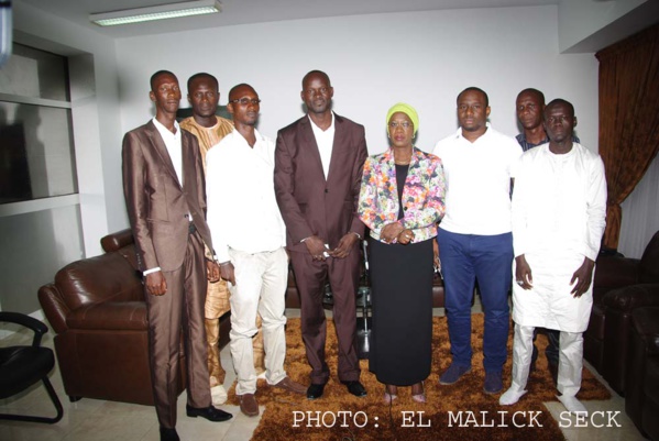 ODCAV-Dakar: Anta Sarr Diacko et Elimane Lam offrent des lots de maillots à la Zone 4 B de Sicap