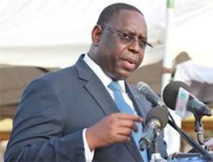 OIF: Macky Sall veut un candidat consensuel pour remplacer Abdou Diouf, selon Hamidou Kassé