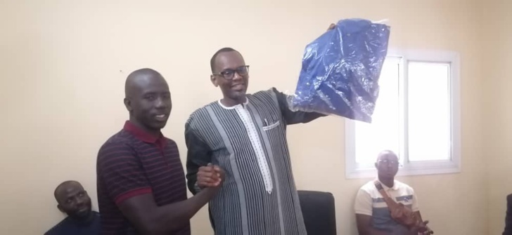 Apr Thiés: Habib Niang, responsable politique apaise ses partisans Apr Thiés: Habib Niang, responsable politique apaise ses partisans