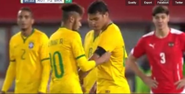 Vidéo- Regardez Neymar qui transmet le brassard de capitaine à Thiago Silva