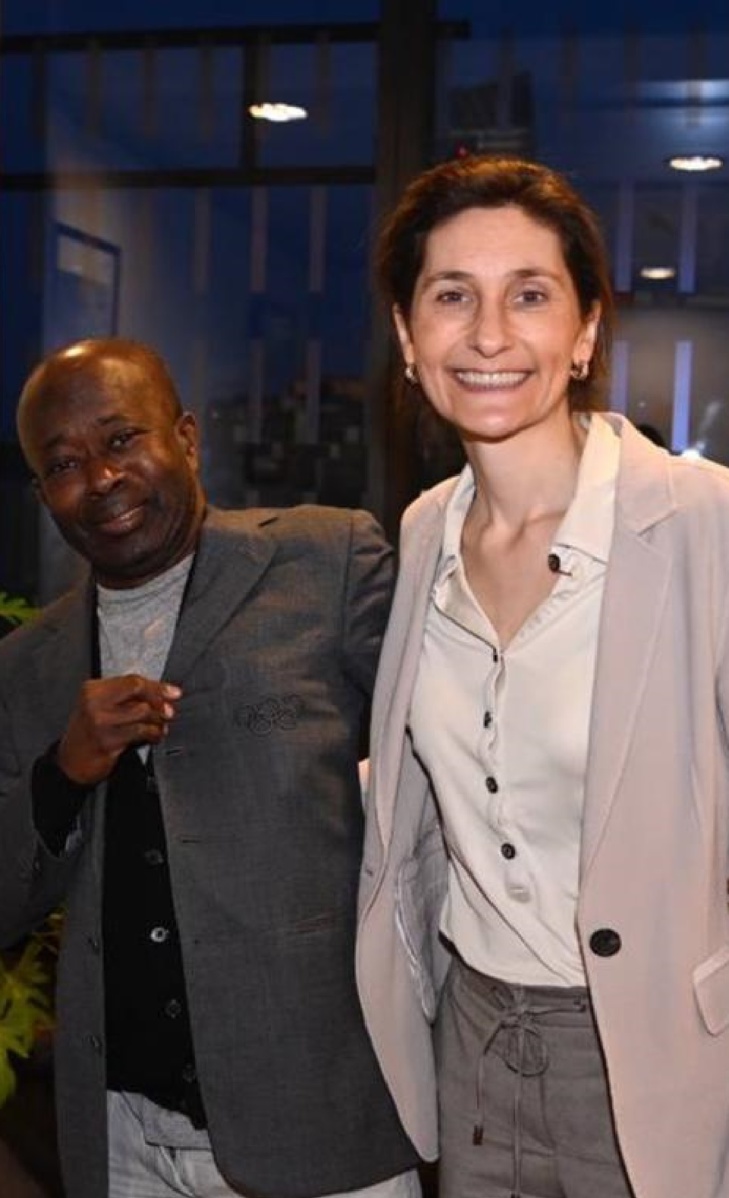 L'Alliance Jokko s’étend : Mamadou Diagna Ndiaye, président du CNOSS et Mme Amélie Oudéa-Castéra, en relation pour des lendemains meilleurs L'Alliance Jokko s’étend : Mamadou Diagna Ndiaye, président du CNOSS et Mme Amélie Oudéa-Castéra, en relation pour des lendemains meilleurs