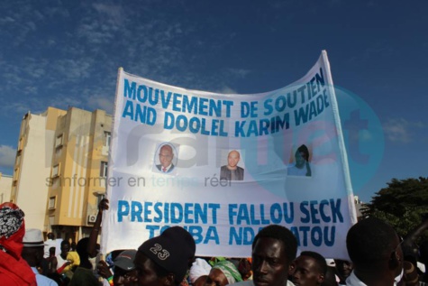 Les premières images du meeting de l'opposition à la Place de l'Obélisque