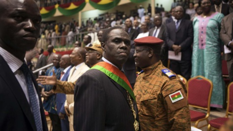 Burkina Faso: Michel Kafando annonce une enquête pour identifier le corps de Sankara